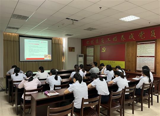 五大联赛平台-（中国）科技公司
组织参加疫情常态化下建筑企业经营管理风险管控培训